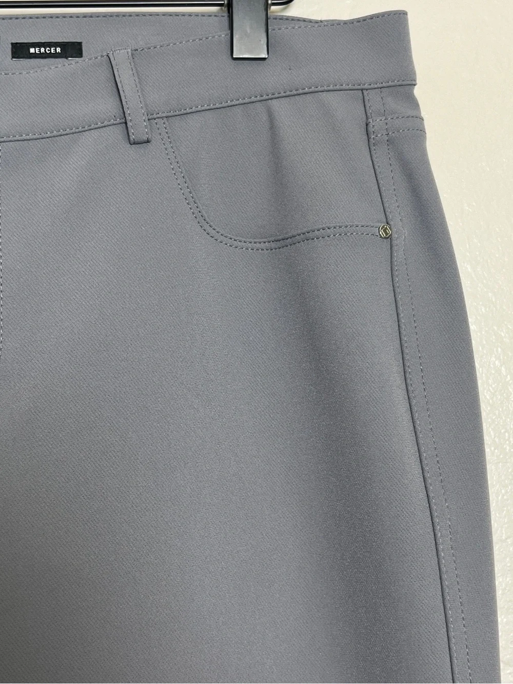 LAFAYETTE 148 New York Women’s Size 12 Gray Mercer Stretch Mid-Rise Skinny Jeans